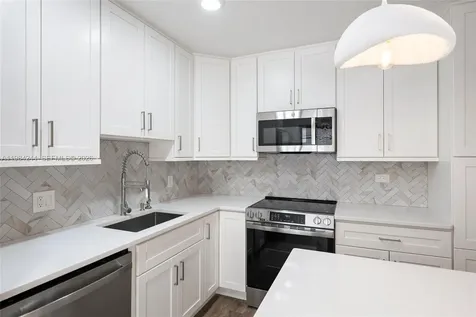 506 5th Terrace Palm Beach Gardens FL 33418