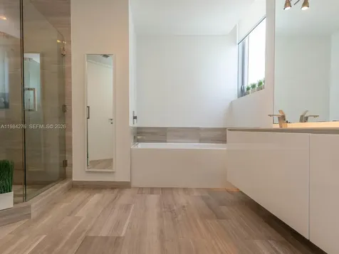 1300 Brickell Bay Drive Miami FL 33131