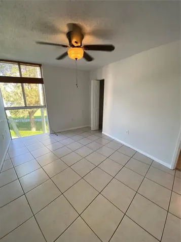 7035 NW 186th Street Hialeah FL 33015