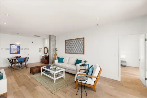 5555 Collins Avenue Miami Beach FL 33140