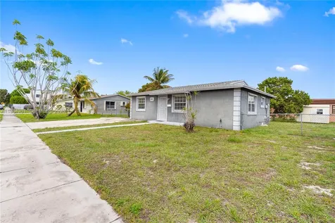 3361 NW 189th Street Miami Gardens FL 33056