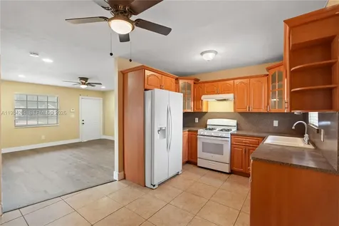 3361 NW 189th Street Miami Gardens FL 33056