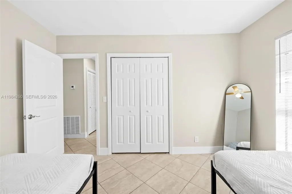 864 NW 16th Terrace Fort Lauderdale FL 33311