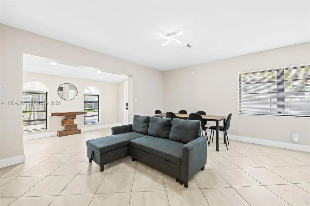 864 NW 16th Terrace Fort Lauderdale FL 33311
