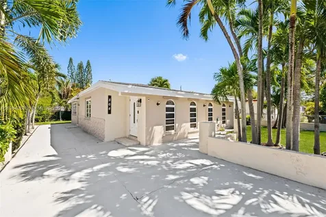 864 NW 16th Terrace Fort Lauderdale FL 33311