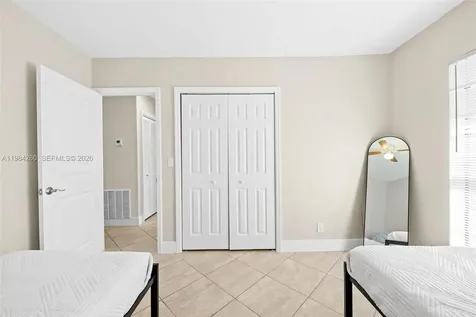 864 NW 16th Terrace Fort Lauderdale FL 33311