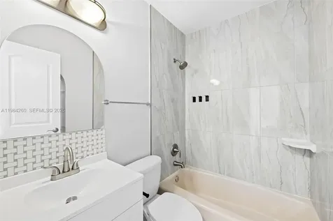 864 NW 16th Terrace Fort Lauderdale FL 33311