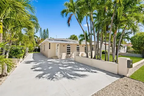 864 NW 16th Terrace Fort Lauderdale FL 33311