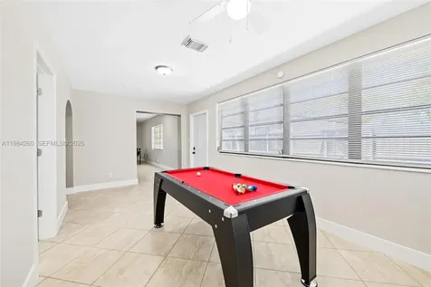 864 NW 16th Terrace Fort Lauderdale FL 33311
