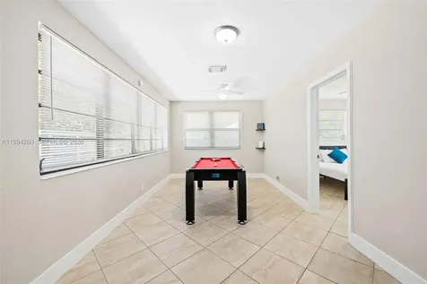 864 NW 16th Terrace Fort Lauderdale FL 33311