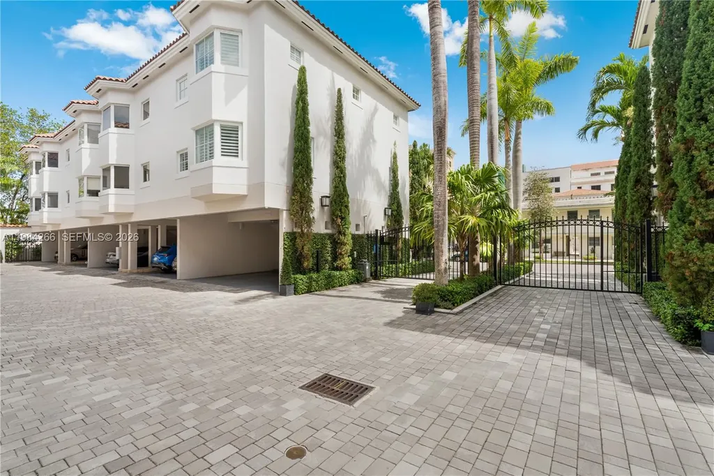 261 Navarre Avenue Coral Gables FL 33134