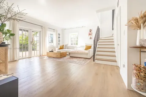261 Navarre Avenue Coral Gables FL 33134
