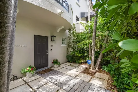261 Navarre Avenue Coral Gables FL 33134