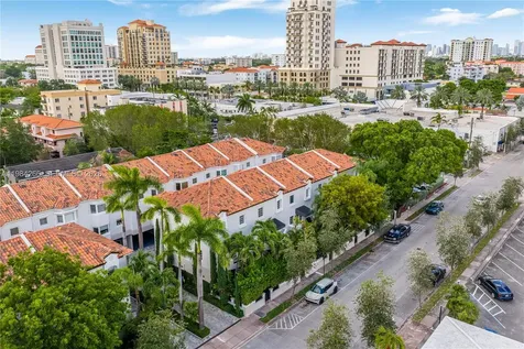 261 Navarre Avenue Coral Gables FL 33134