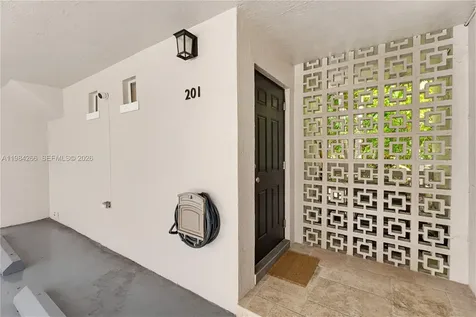 261 Navarre Avenue Coral Gables FL 33134