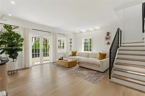 261 Navarre Avenue Coral Gables FL 33134