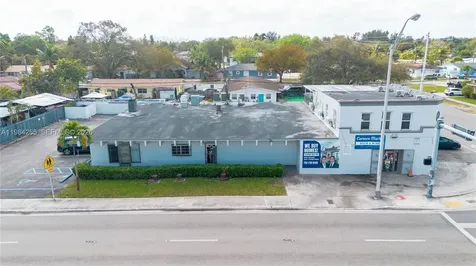 1186 NW 103rd Street Miami FL 33150