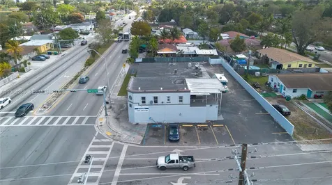 1186 NW 103rd Street Miami FL 33150
