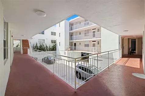 949 Pennsylvania Avenue Miami Beach FL 33139