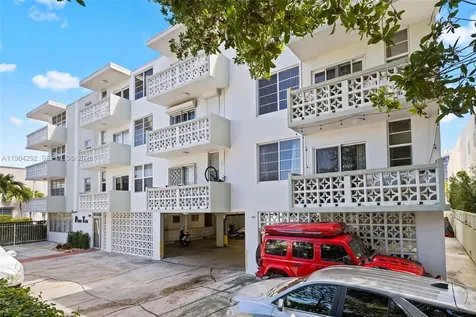 949 Pennsylvania Avenue Miami Beach FL 33139