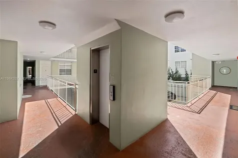 949 Pennsylvania Avenue Miami Beach FL 33139