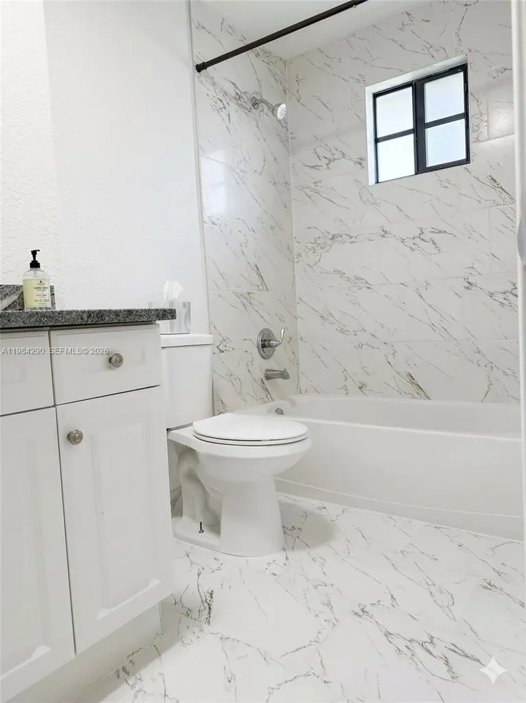 2801 Riverside Drive Coral Springs FL 33065