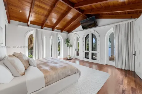 16 Palm Avenue Miami Beach FL 33139