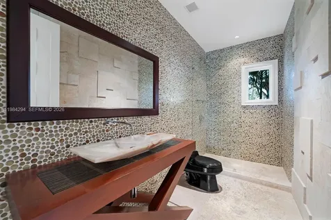16 Palm Avenue Miami Beach FL 33139