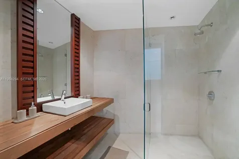 16 Palm Avenue Miami Beach FL 33139