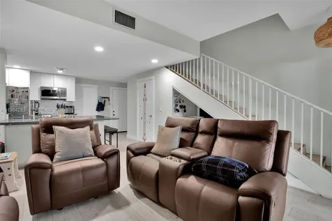 850 Sorrento Drive Weston FL 33326