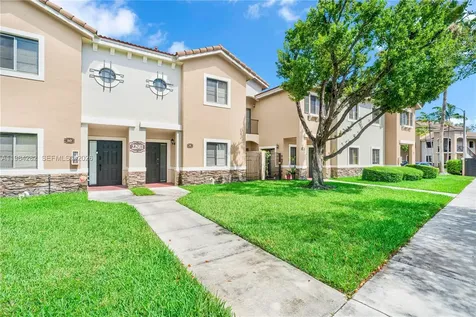 22911 SW 88th Place Cutler Bay FL 33190