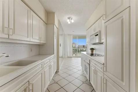 16400 Collins Avenue Sunny Isles Beach FL 33160
