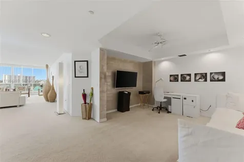 16400 Collins Avenue Sunny Isles Beach FL 33160
