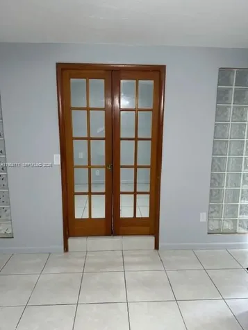 8315 SW 72nd Avenue Miami FL 33143