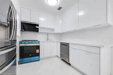 6337 SW 11th Street West Miami FL 33144