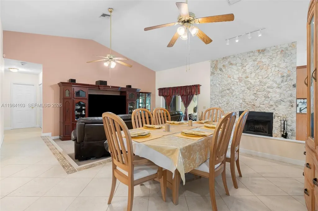 9703 NW 20th Street Coral Springs FL 33071