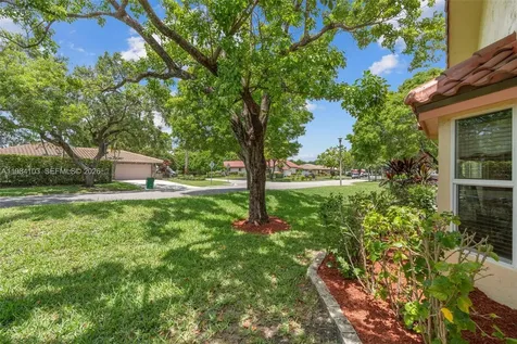 9703 NW 20th Street Coral Springs FL 33071