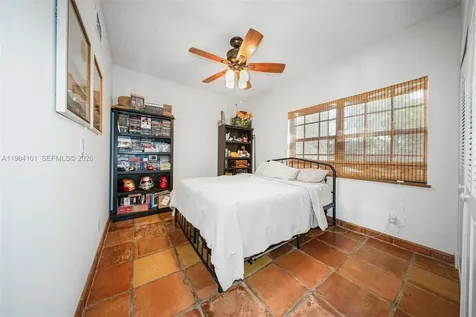 10141 Woodbury Court Pembroke Pines FL 33026