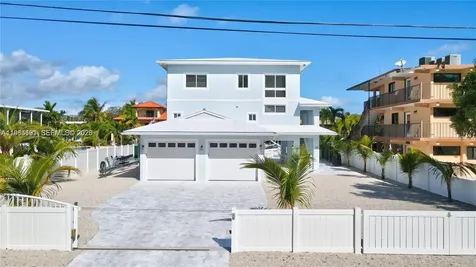 48 S Andros Road Key Largo FL 33037