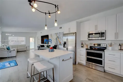 48 S Andros Road Key Largo FL 33037