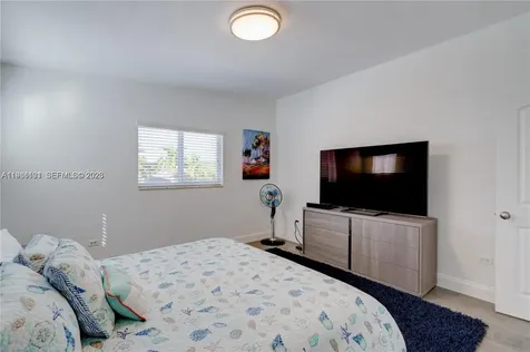 48 S Andros Road Key Largo FL 33037