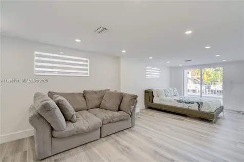48 S Andros Road Key Largo FL 33037