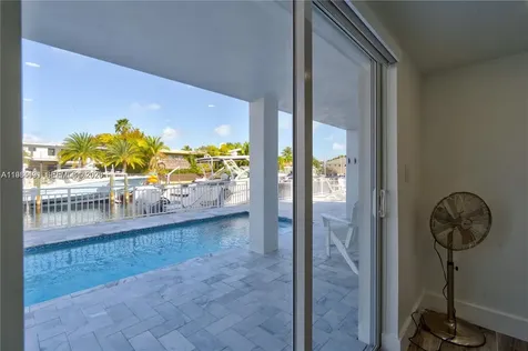 48 S Andros Road Key Largo FL 33037