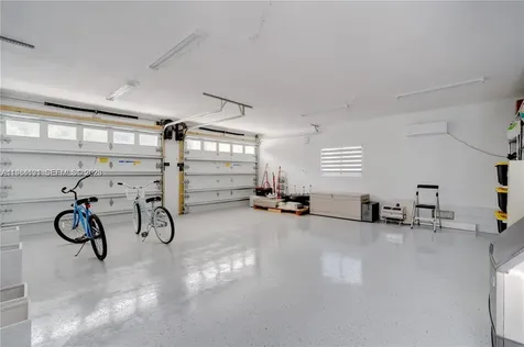 48 S Andros Road Key Largo FL 33037
