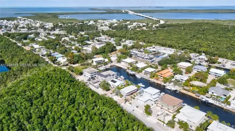48 S Andros Road Key Largo FL 33037