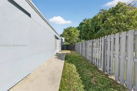 9756 SW 222nd Street Cutler Bay FL 33190