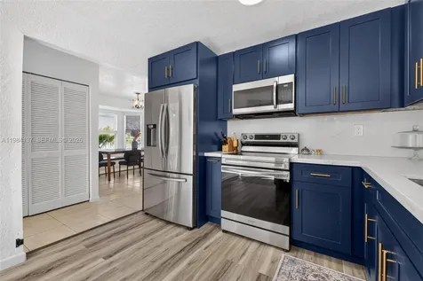 9756 SW 222nd Street Cutler Bay FL 33190