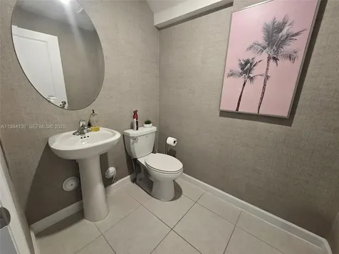 2761 NW 55th Way Lauderhill FL 33313