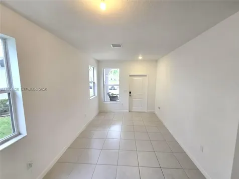 2761 NW 55th Way Lauderhill FL 33313