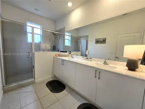 2761 NW 55th Way Lauderhill FL 33313